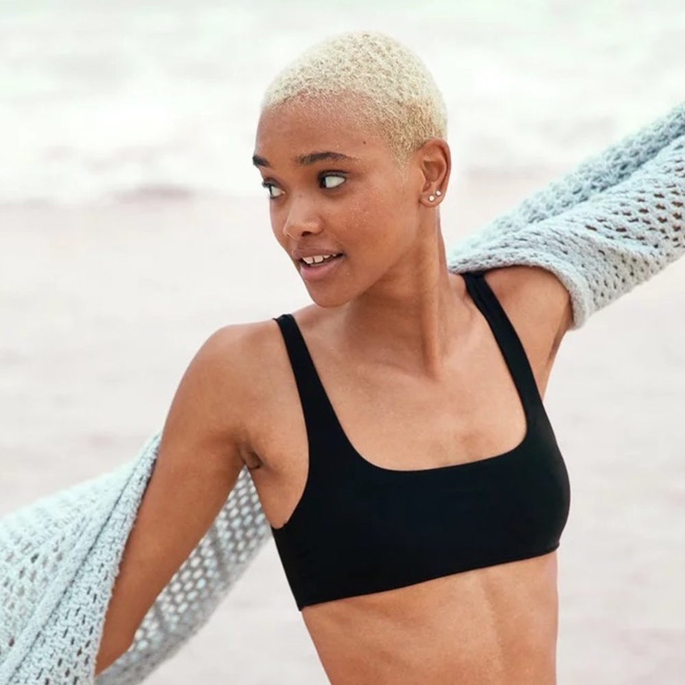 AERIE SCOOP BLACK BIKINI TOP